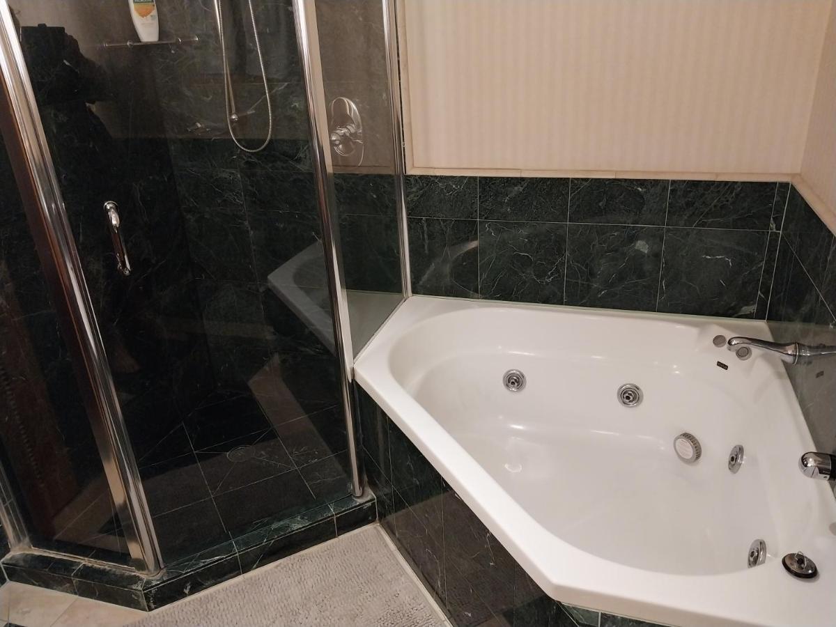 Luxury Privately Owned Ocean View Studio Apartments At O4Ks Gold Tower Gold Coast Dış mekan fotoğraf